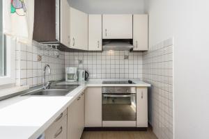 Kuchyň nebo kuchyňský kout v ubytování MIRJANA house with apartments