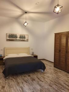 Katil atau katil-katil dalam bilik di Han Dunarea
