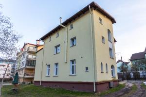 Budova, v ktorej sa apartmán nachádza