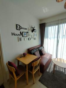 พื้นที่นั่งเล่นของ unixx seaview