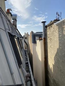 Budova, v ktorej sa apartmán nachádza
