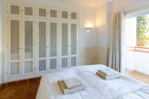 Fotografia z galérie ubytovania 55-Cosy Villa with private Pool in Miraflores, Mijas v destinácii Málaga