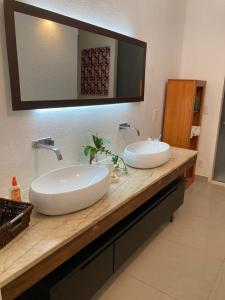 Un baño de Casa Goia - Moderno apto Duplex na Ilha da Gigoia