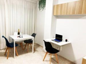 Fotografie z fotogalerie ubytování Lujoso apto a 30 metros de la playa v destinaci Oropesa del Mar