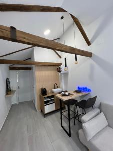 Kuchyň nebo kuchyňský kout v ubytování Suites Chic