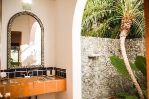 Ένα μπάνιο στο Villas Almendros