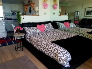 Gallery image of Love Above the Waves -Best Ocean View and Heated Pool in Ocean City