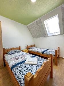Letto o letti in una camera di Gorštak