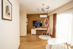 Телевизия и/или развлекателен център в B&D Apartments Delux, NEW