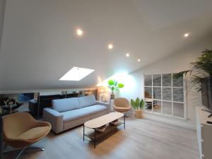 Posedenie v ubytovaní LE MARQUIS - T3 Standing 100m2 250 mètres du Port