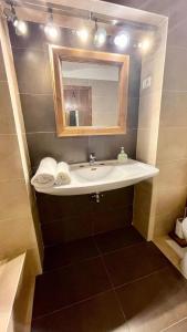 Ένα μπάνιο στο Ultracentral Apartment