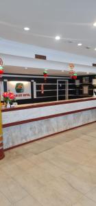 a fast food counter in a fast food restaurant at Paradise Hotel in Tanjung Pinang