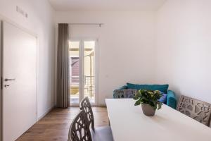 Posedenie v ubytovaní Trisina Rooms