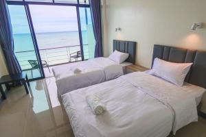 Postel nebo postele na pokoji v ubytování Phala Shore Resort