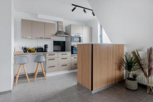 Köök või kööginurk majutusasutuses Waterloo Design Residence