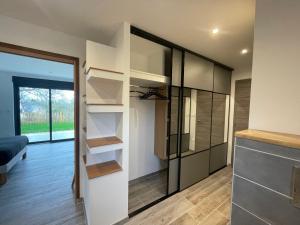 Kuchyň nebo kuchyňský kout v ubytování Grand Gîte de Kergroas