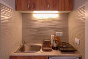 Cucina o angolo cottura di Apartmani Rvović