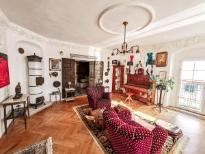 Posedenie v ubytovaní Divná pani Luxury Gallery Rooms