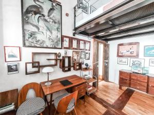 Posedenie v ubytovaní Divná pani Luxury Gallery Rooms