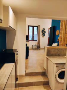 Kuchnia lub aneks kuchenny w obiekcie Maison chaleureuse située à Saumur