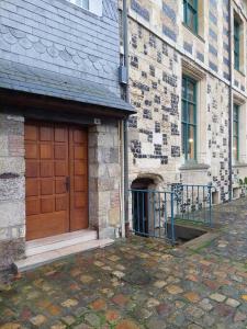 Fotografie z fotogalerie ubytování Un Brin de folie dans le centre de Honfleur v destinaci Honfleur + 3 fotografie