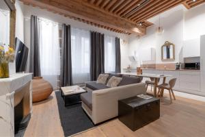 Kuchyňa alebo kuchynka v ubytovaní MiHotel Georges