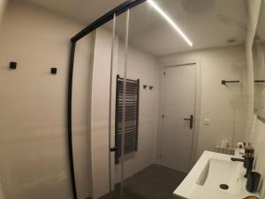 Koupelna v ubytování Soldeu Paradis Solneu + 29 fotografií
