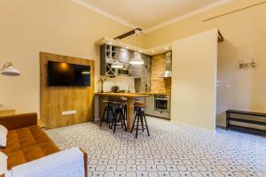 A kitchen or kitchenette at The Museum Living Budapest