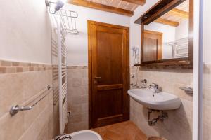 Zdjęcie z galerii obiektu Case Vacanze Ranza, Casale con Piscina e Relax w mieście San Gimignano