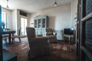TV a/nebo společenská místnost v ubytování Borgo dei Gatti Albergo Diffuso & spa
