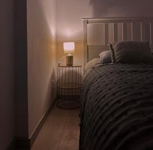 Posteľ alebo postele v izbe v ubytovaní Loft przy Placu Niepodległości