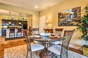 Η κουζίνα ή μικρή κουζίνα στο Center Hill Lake Rental Steps to Hurricane Marina +19 φωτογραφίες