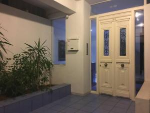 Kép Athens Lycabettus Hill Penthouse, Private Roof Garden & Pool szállásáról Athénban a galériában