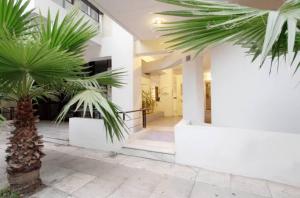 Kép Athens Lycabettus Hill Penthouse, Private Roof Garden & Pool szállásáról Athénban a galériában