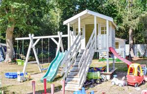 Children's play area sa Awesome Home In Pobierowo With Kitchen