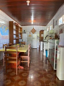 Kuchyň nebo kuchyňský kout v ubytování Hostel Roraima
