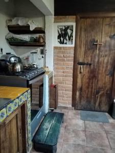 Kuhinja oz. manjša kuhinja v nastanitvi Casa Yudani