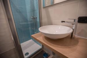 Koupelna v ubytování Doria Suites Napoli