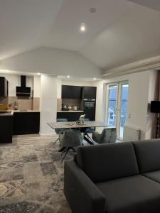 Kuchyň nebo kuchyňský kout v ubytování Hotel Palmenhof