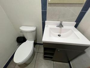 Koupelna v ubytování CASA EL CHALET