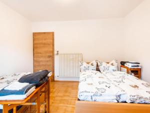 Letto o letti in una camera di Holiday Home Feldkirch Panoramic Views