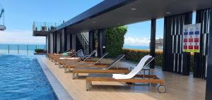 Bazén v ubytování Sea View 2 Bed Room At Central Location Best Pool nebo v jeho okolí