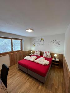 Postel nebo postele na pokoji v ubytování Töniglerhof Apt Abendrot