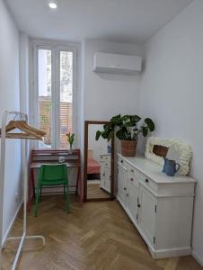 Zdjęcie z galerii obiektu T2 cosy avec terrasse et parking w Marsylii +2 zdjęcia