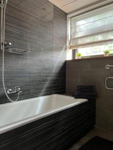 Afbeelding uit fotogalerij van Jurmala Lux Apartments - Seaside in Jūrmala