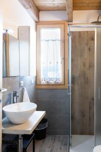 A bathroom at Residence Villa Brioschi