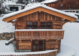 Obiekt Chalet 3 étoiles pour 4 pers avec vue imprenable sur la vallée de Chamonix zimą