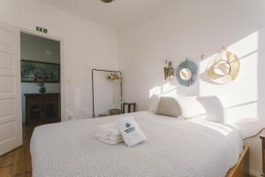 Säng eller sängar i ett rum på Best Houses 56 - Charming House in Peniche