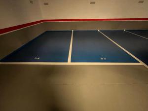Tenis lub squash w obiekcie Atuaire Home Cordón 3 centro Histórico Parking Incluido lub w pobliżu