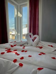 Letto o letti in una camera di Hotel Begić